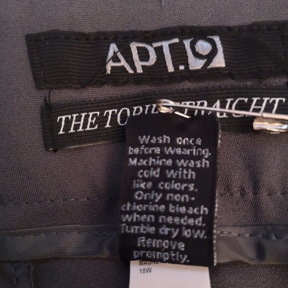 NWT Apt. 9 Ladies (The Torie) Straight Leg Dress Pants - Picture 5 of 9
